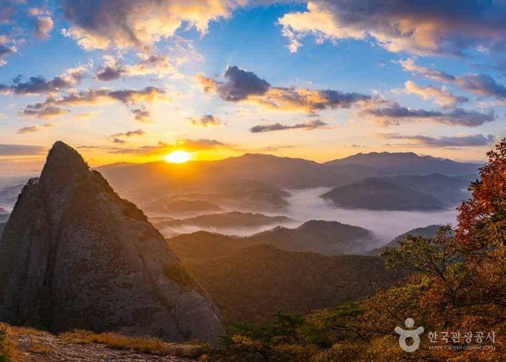 2027 New Year Sunrise Private Tour