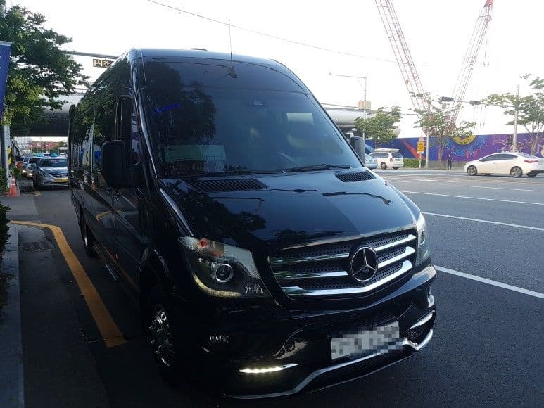 Buyer Delegation Visiting LG Electronics Changwon — Busan Station Pick-Up and a 3-Day, 2-Night Business Tour