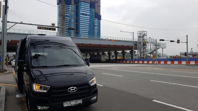 Busan Sightseeing Charter Service — Hyundai Solati Operation