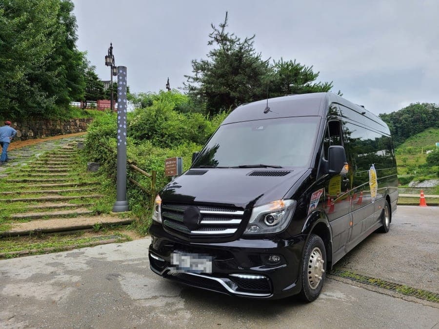 Filming Support for 'Seon-eul Neomneun Nyeoseokdeul Returns' (a Korean TV Travel-Variety Program) — Mercedes-Benz Sprinter
